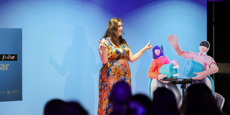 Bienal Internacional de Cursos de Comunicación promueve colaboración entre universidades adventistas