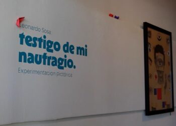 Ingreso a la exposición "Testigo de mi naufragio" de Leoardo Sosa